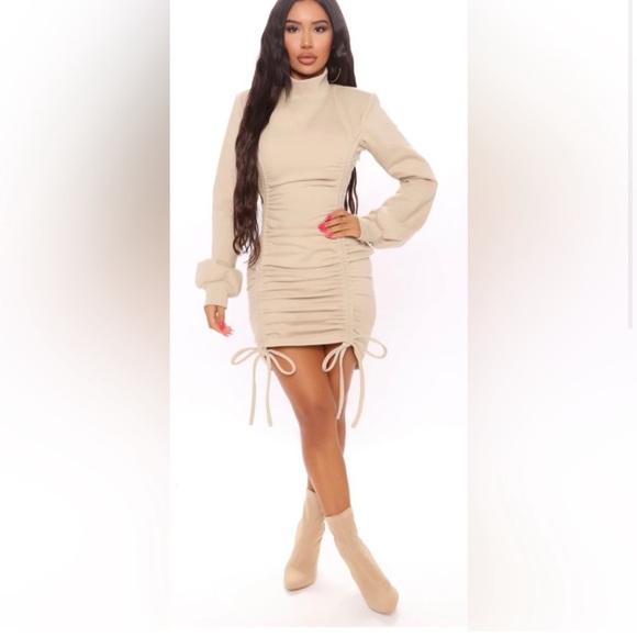 FASHION NOVA - “Renee” Ruched Shoulder Pad Sweatshirt Dress - NWT - Picture 2 of 8